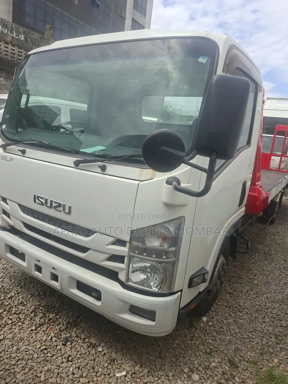 Isuzu Elf Flat Bed Towing Truck