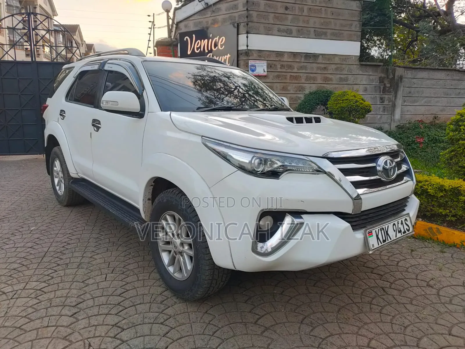 Toyota Fortuner 2015 White