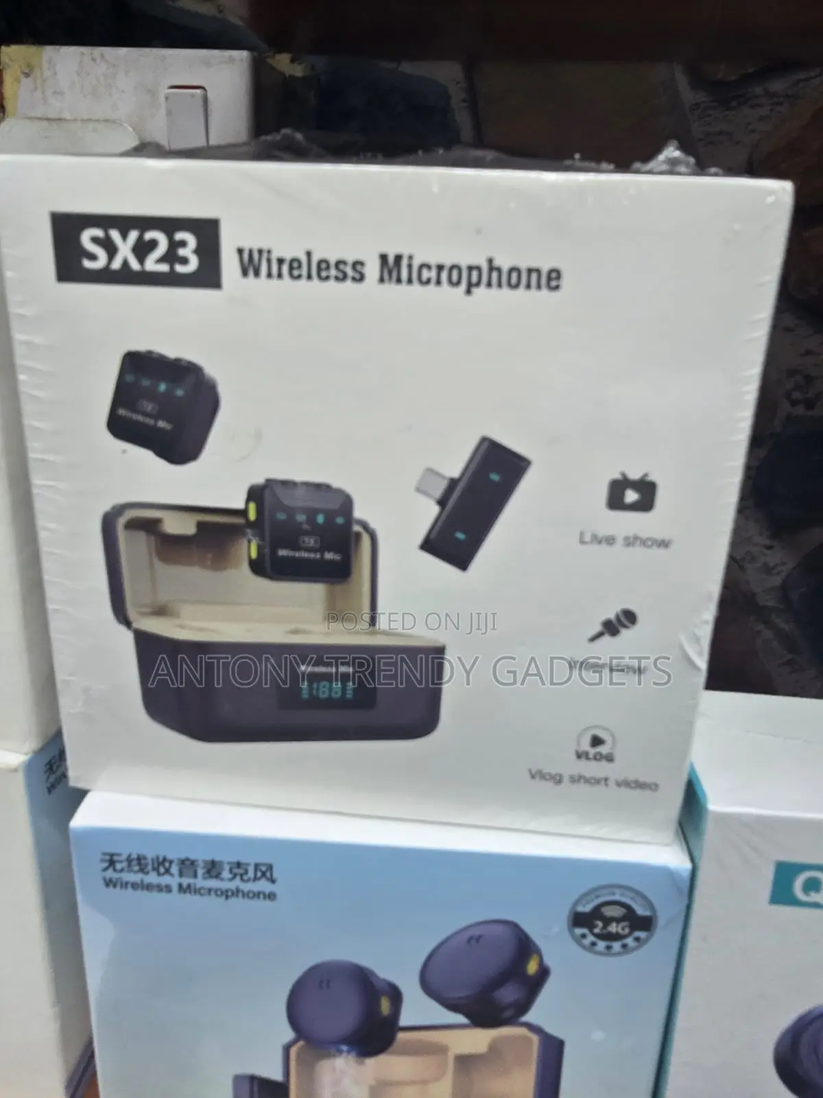 SX23 Wireless Clip-on Microphone for Vlogging Interviews