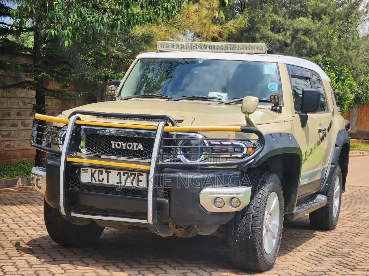 Toyota FJ Cruiser 2012 Green