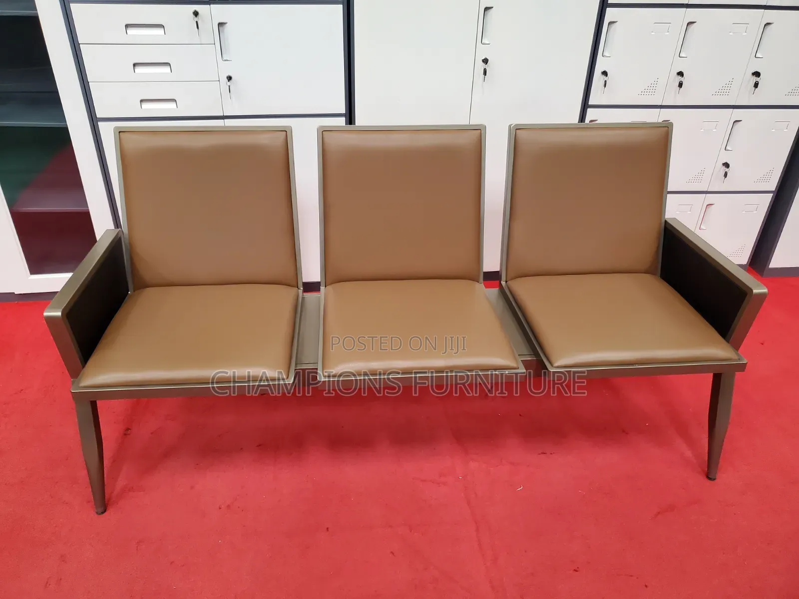 BrownExecutive Reception/Link Chair