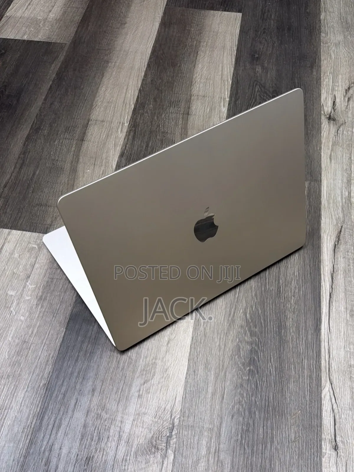 Laptop Apple MacBook Air 2024 M3 16GB Apple M3 SSD 1T
