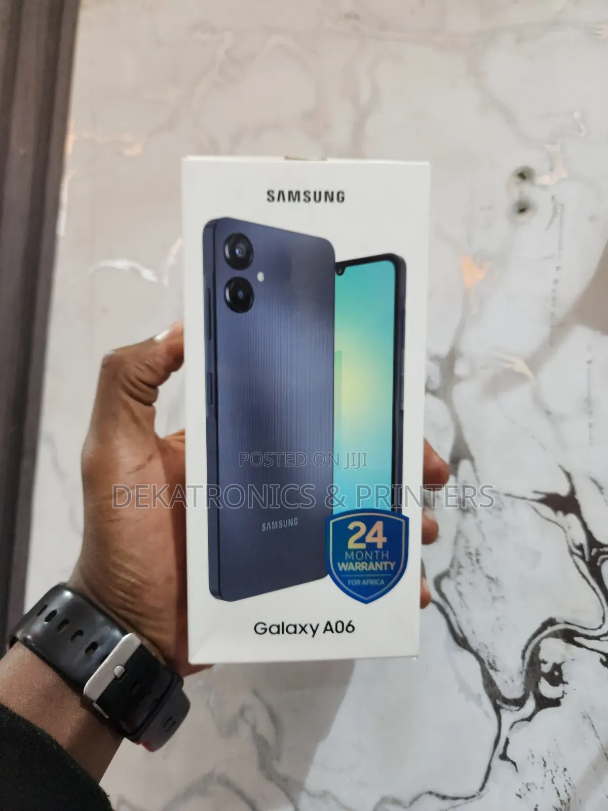New Samsung Galaxy A06 64 GB Gold