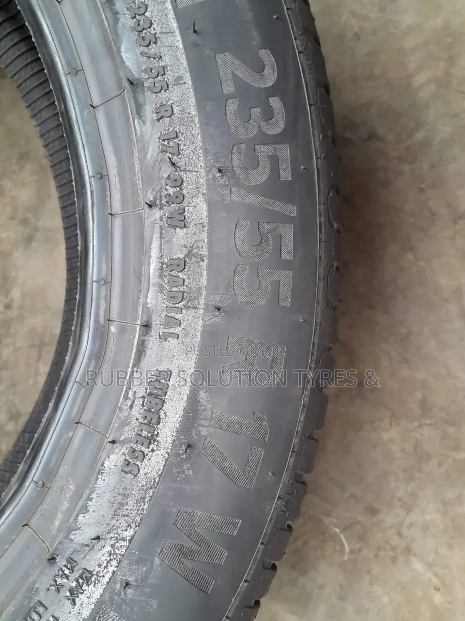 235 /55 R17 Continental Tyres Ultra Contact