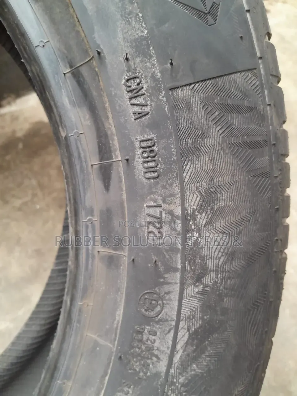 235 /55 R17 Continental Tyres Ultra Contact