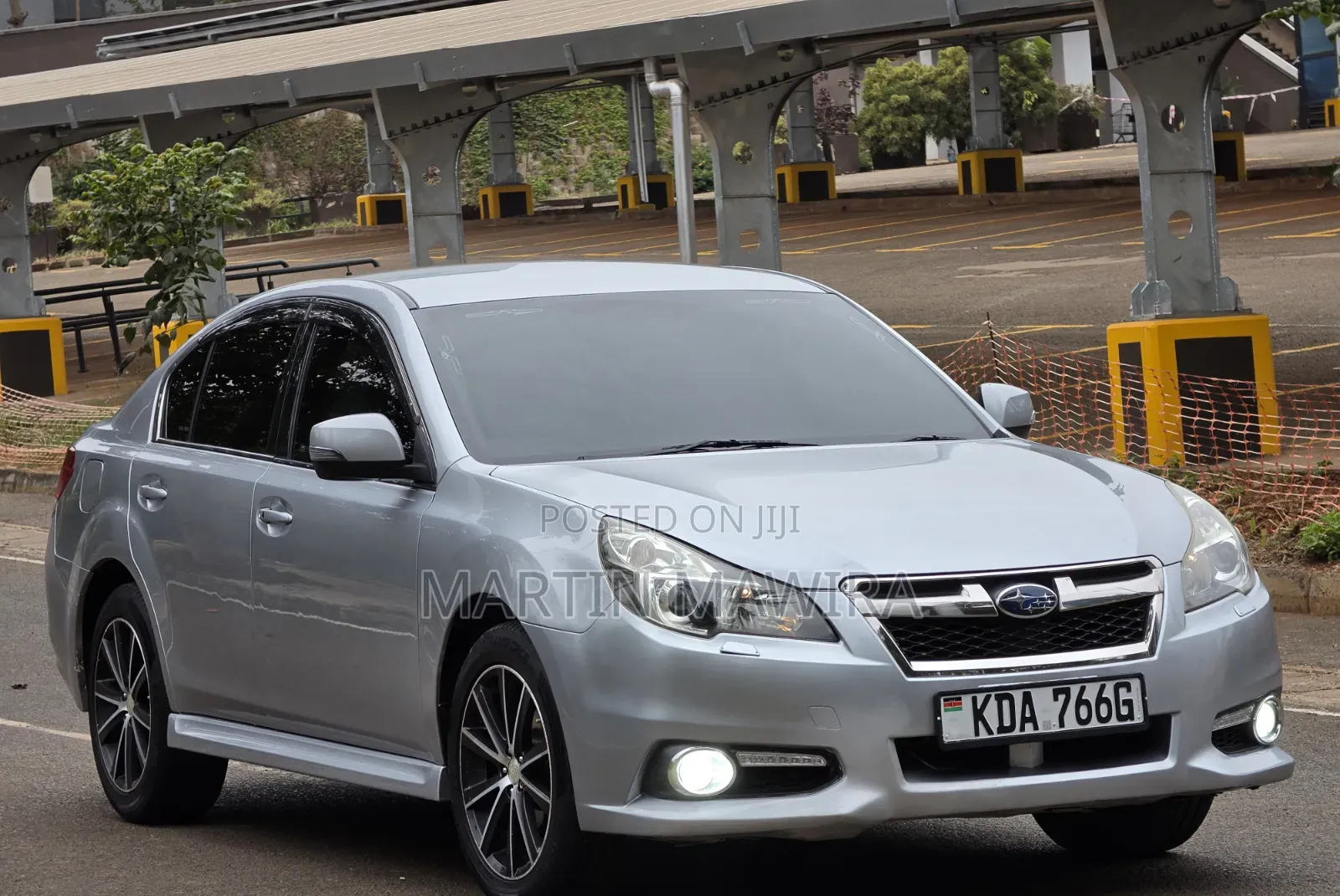 Subaru Legacy 2013 Silver