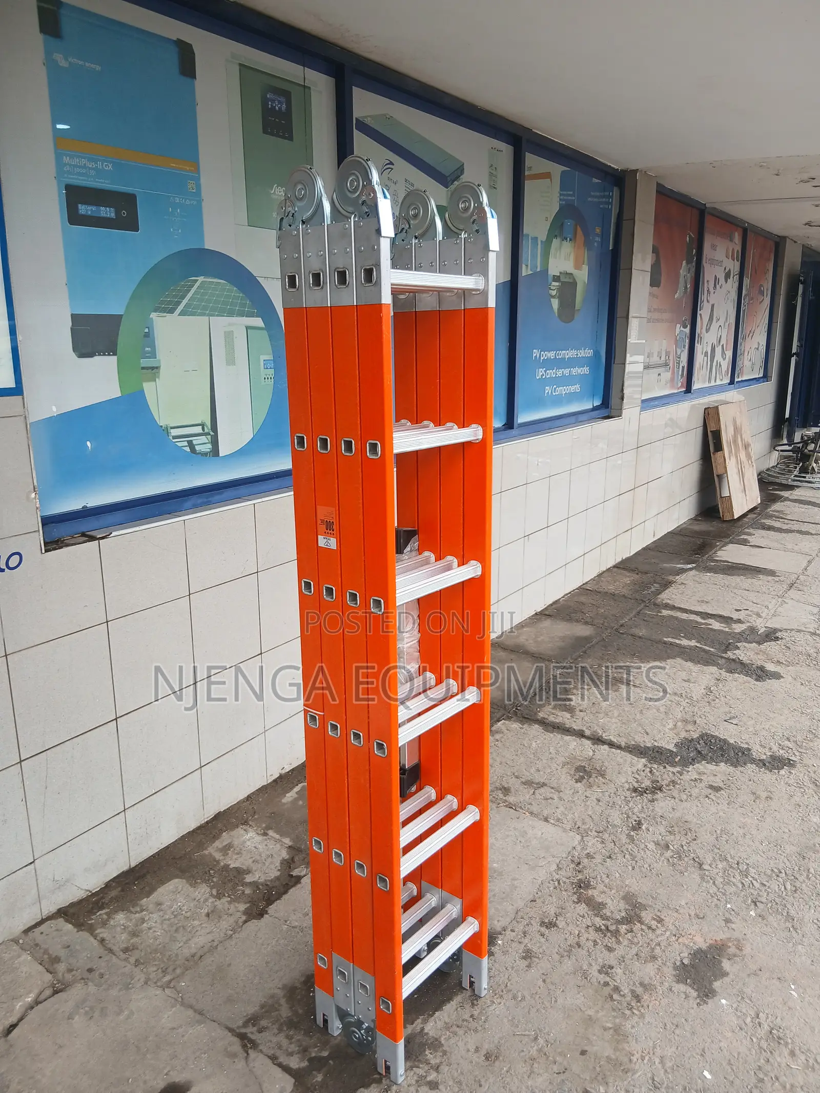 6 X 4 Fiberglass Ladder(red)