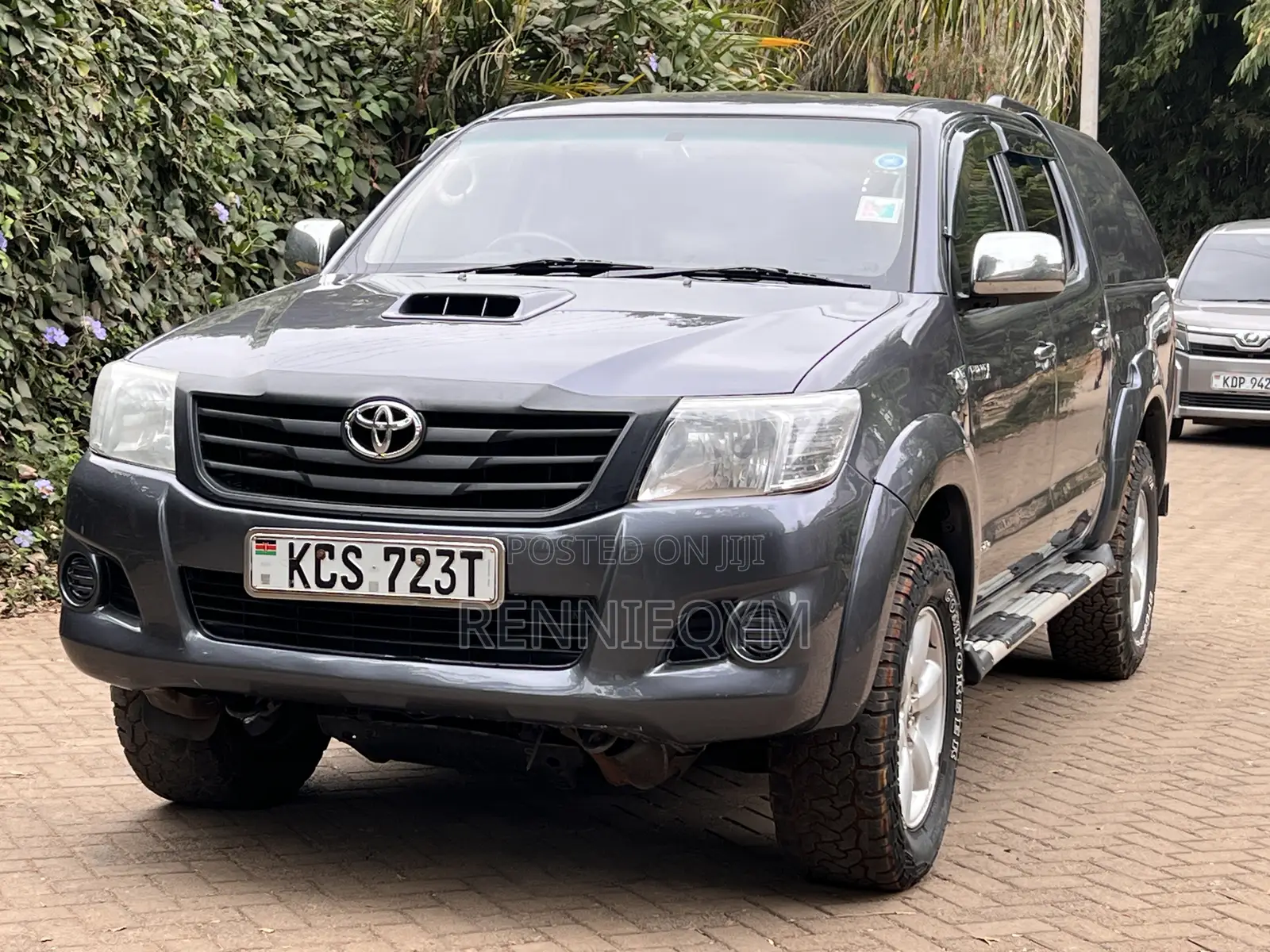 Toyota Hilux 3.0 D-4D 4x4 2012 Gray