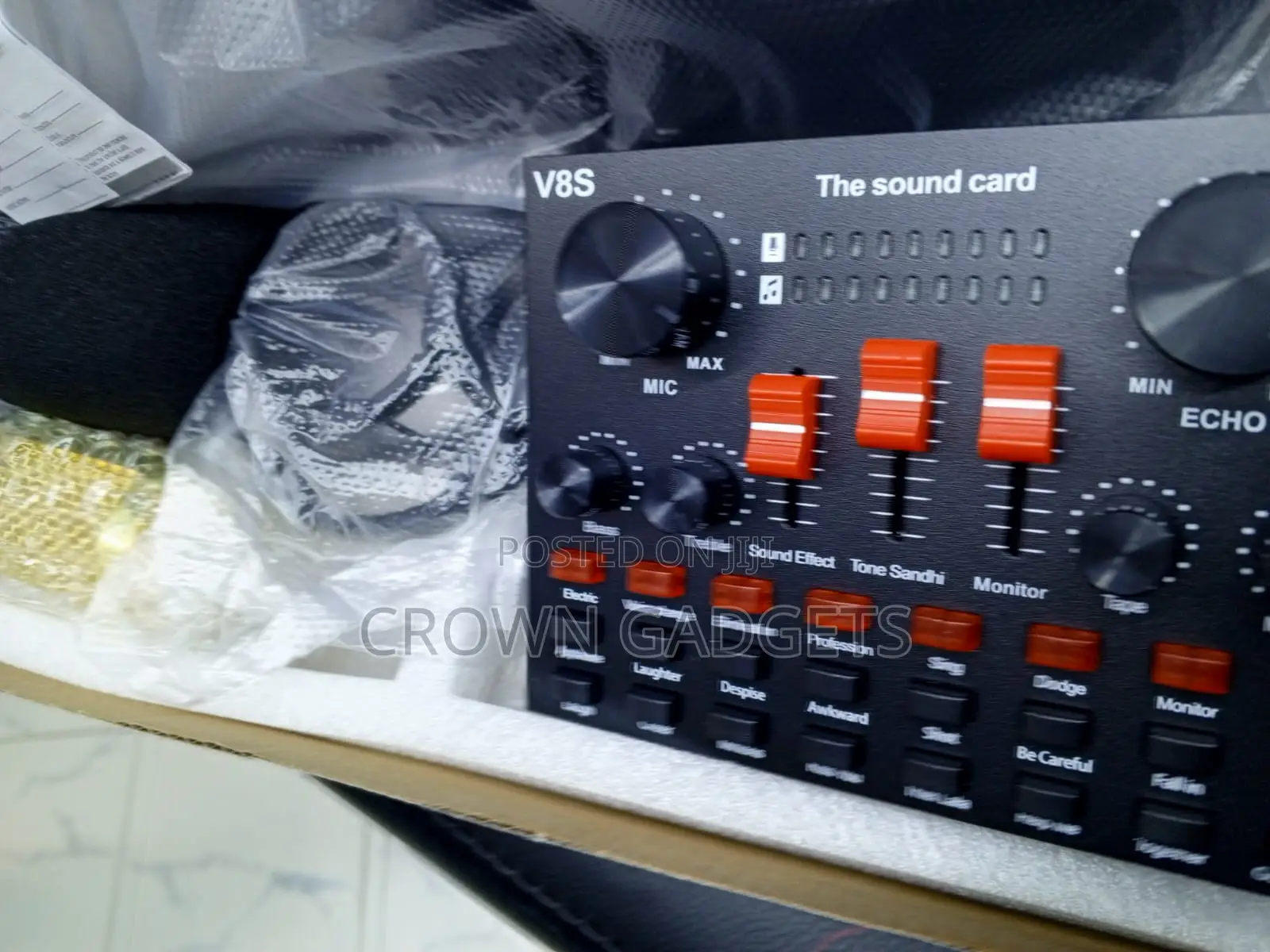 BM800 Studio Mic V8 Live Sound Card for Podcast Streaming