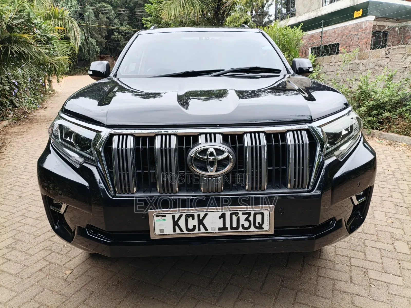 Toyota Land Cruiser Prado 2017 Black