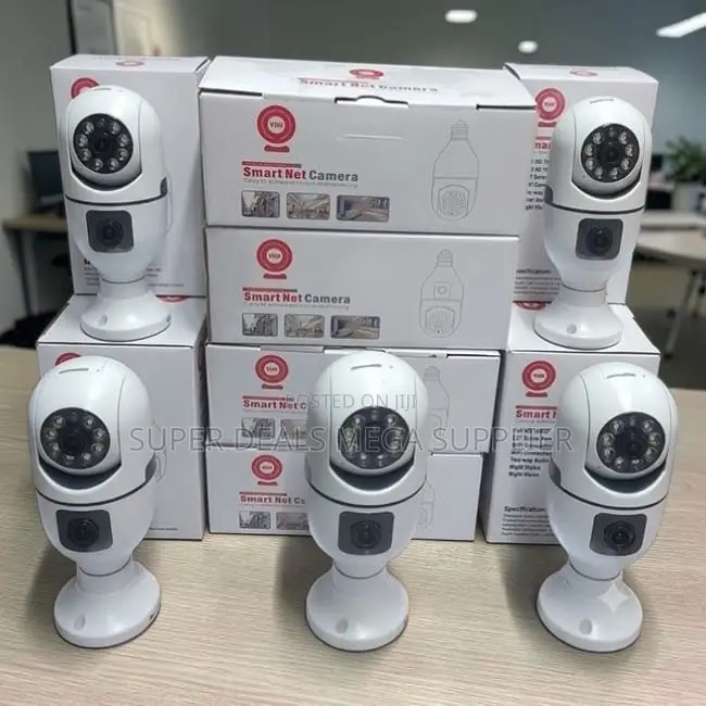 Wireless Connectivity PTZ Rotating Dual Lens Wifi Bulb Cameras