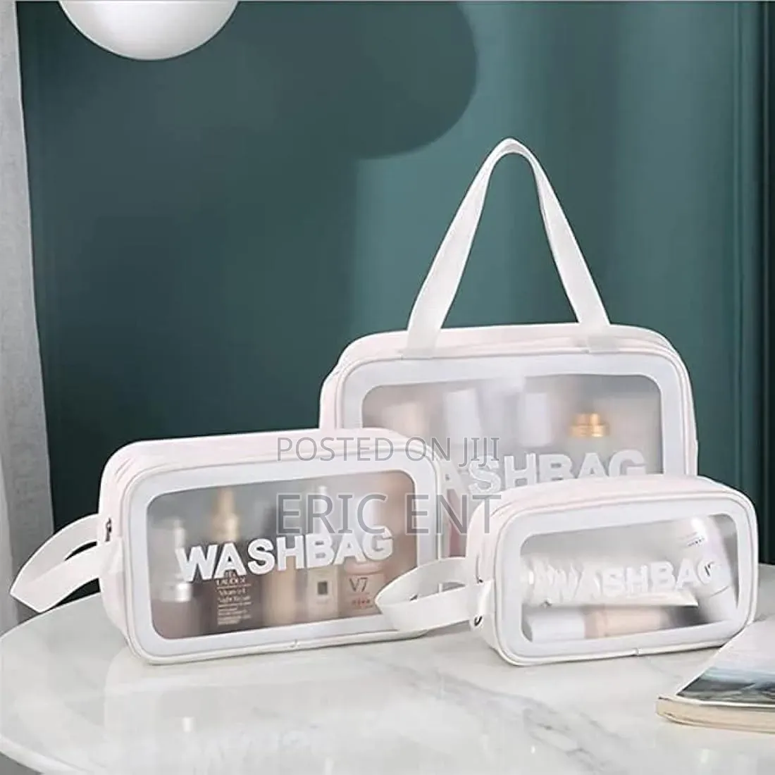 Waterproof Cosmetic/ Toiletry Portable /Wash Bag