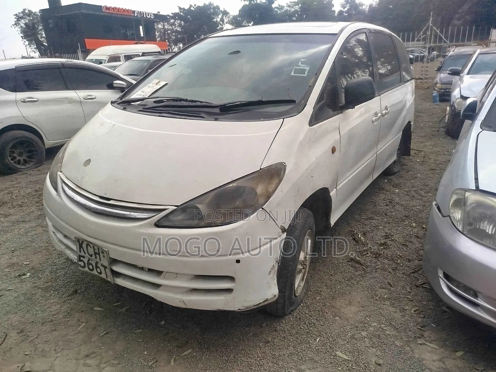 Toyota Estima 2001 White
