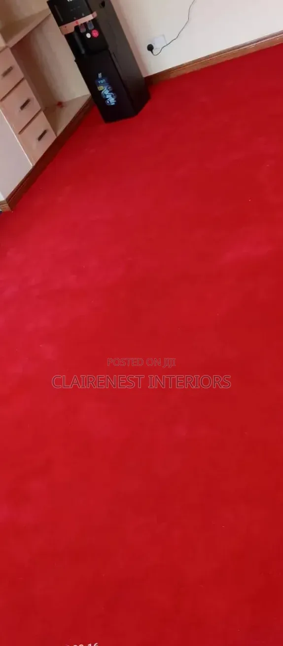 Plain Bright Red USA 8mm Wall to Wall Carpets