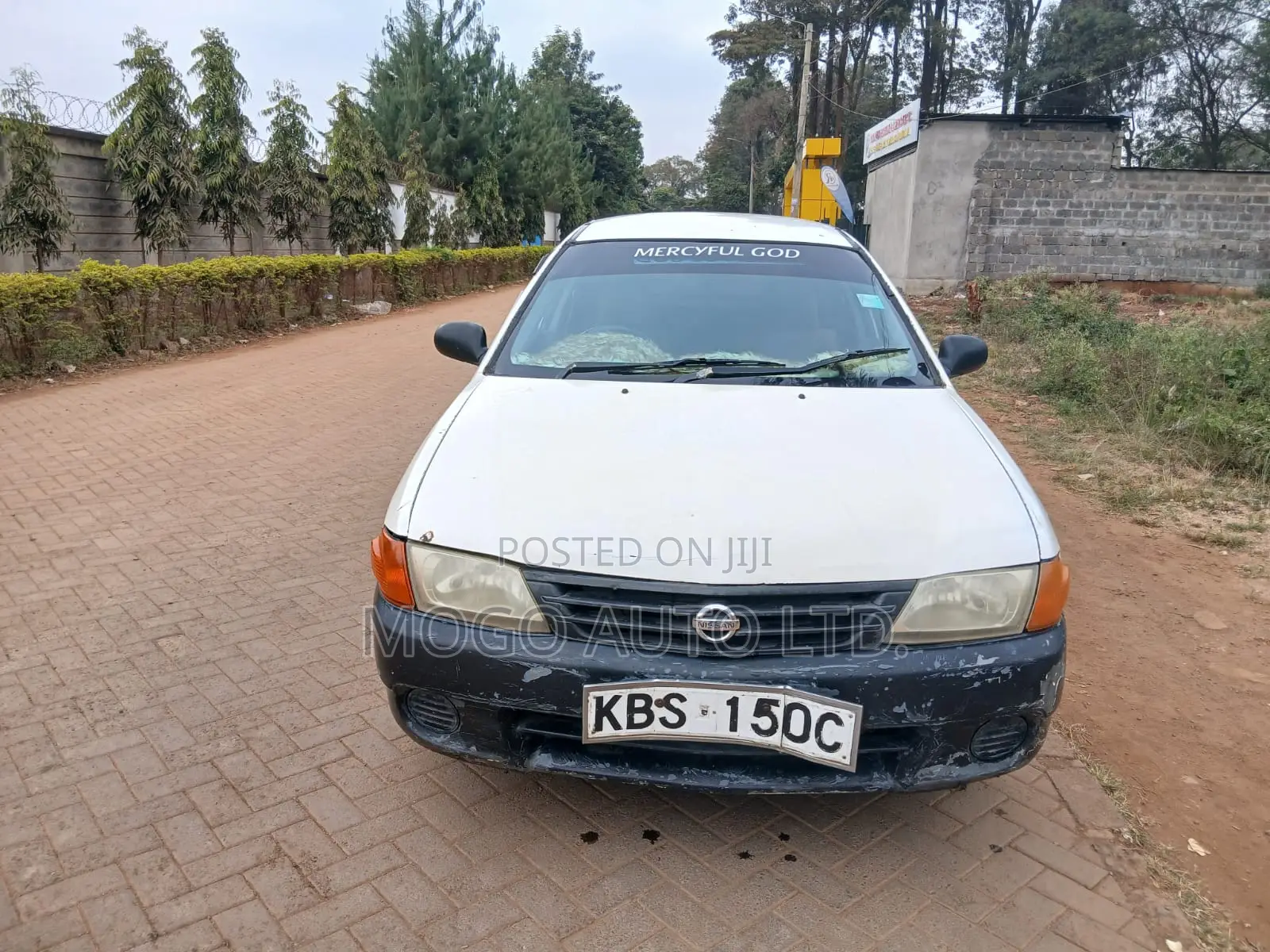 Nissan Advan 2005 White