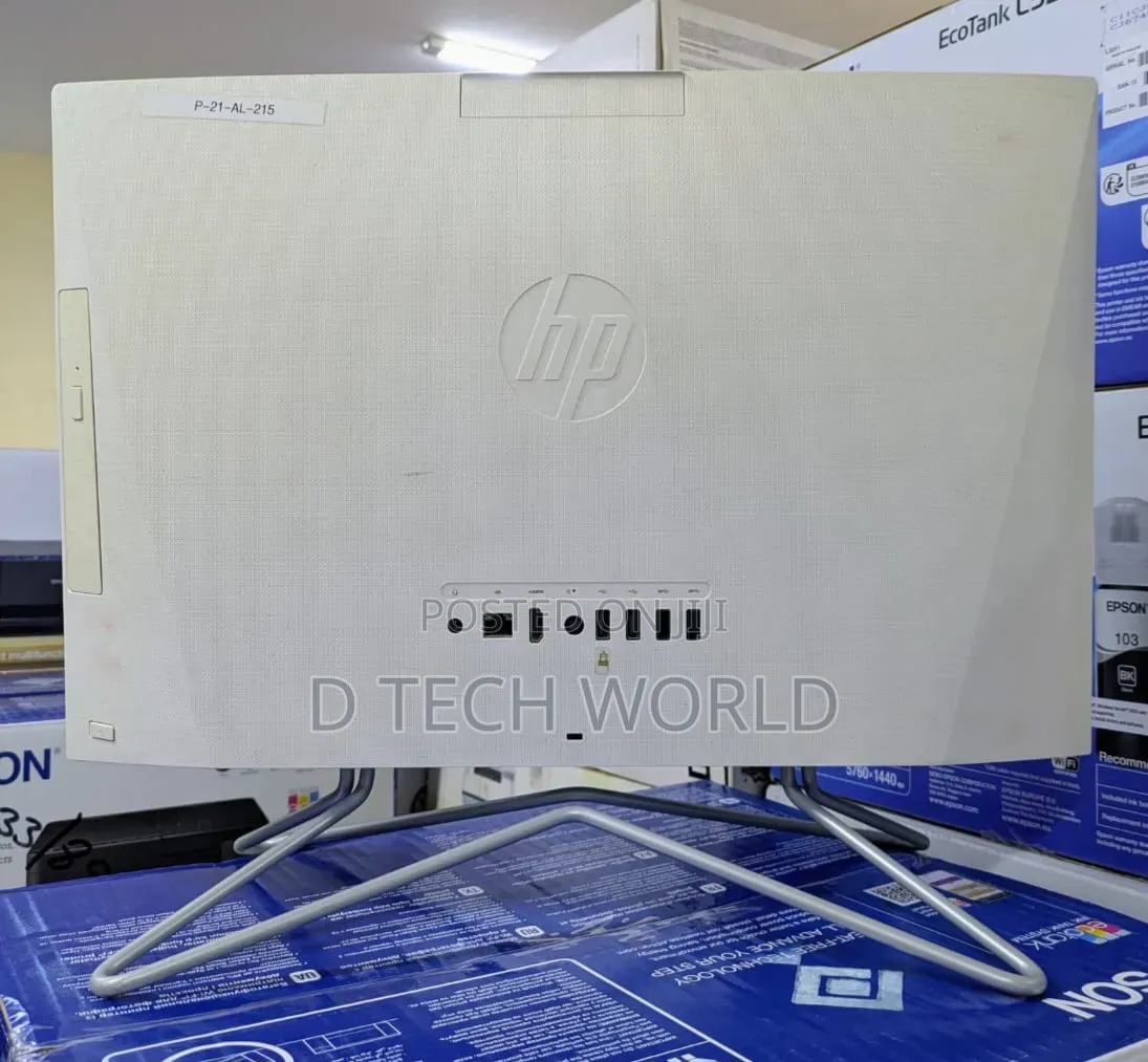 Desktop Computer HP 200 G4 22 All-in-One 8GB Intel Core i5 SSD 256GB