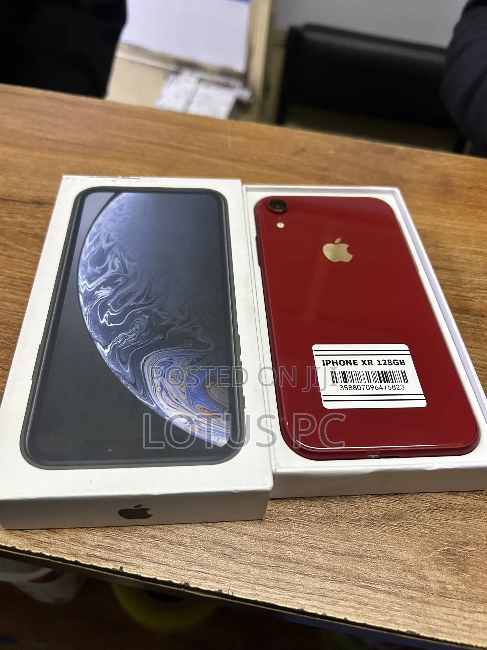 Apple iPhone XR 128 GB Red