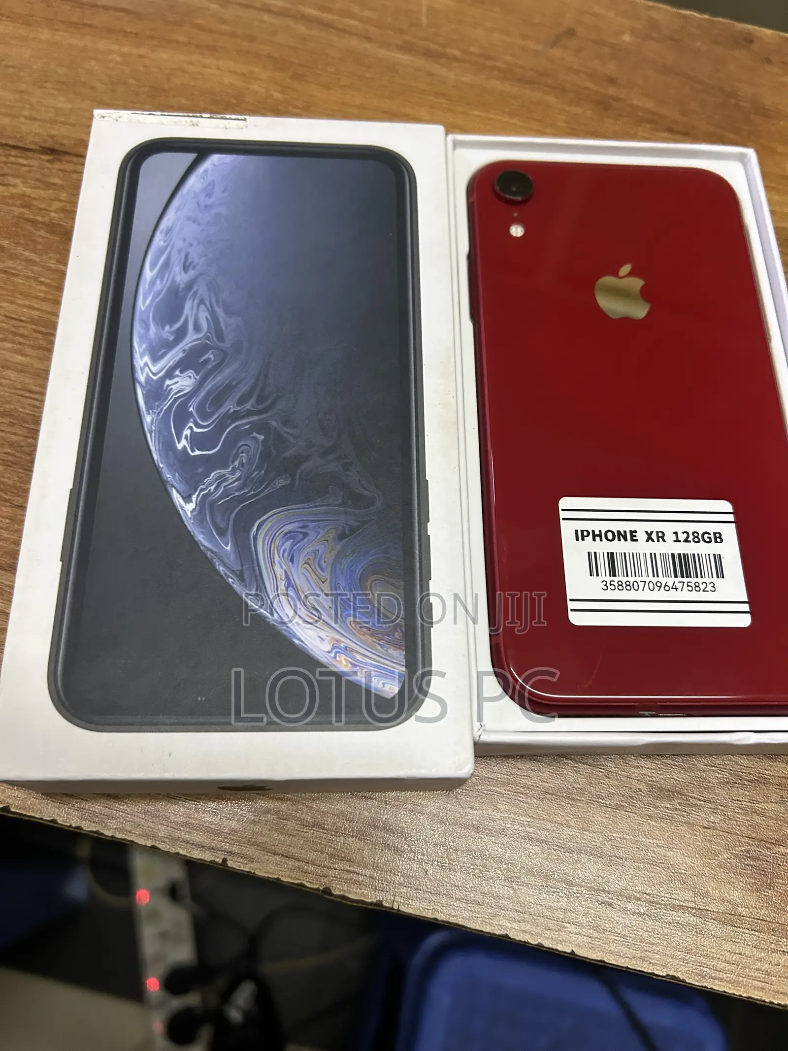 Apple iPhone XR 128 GB Red