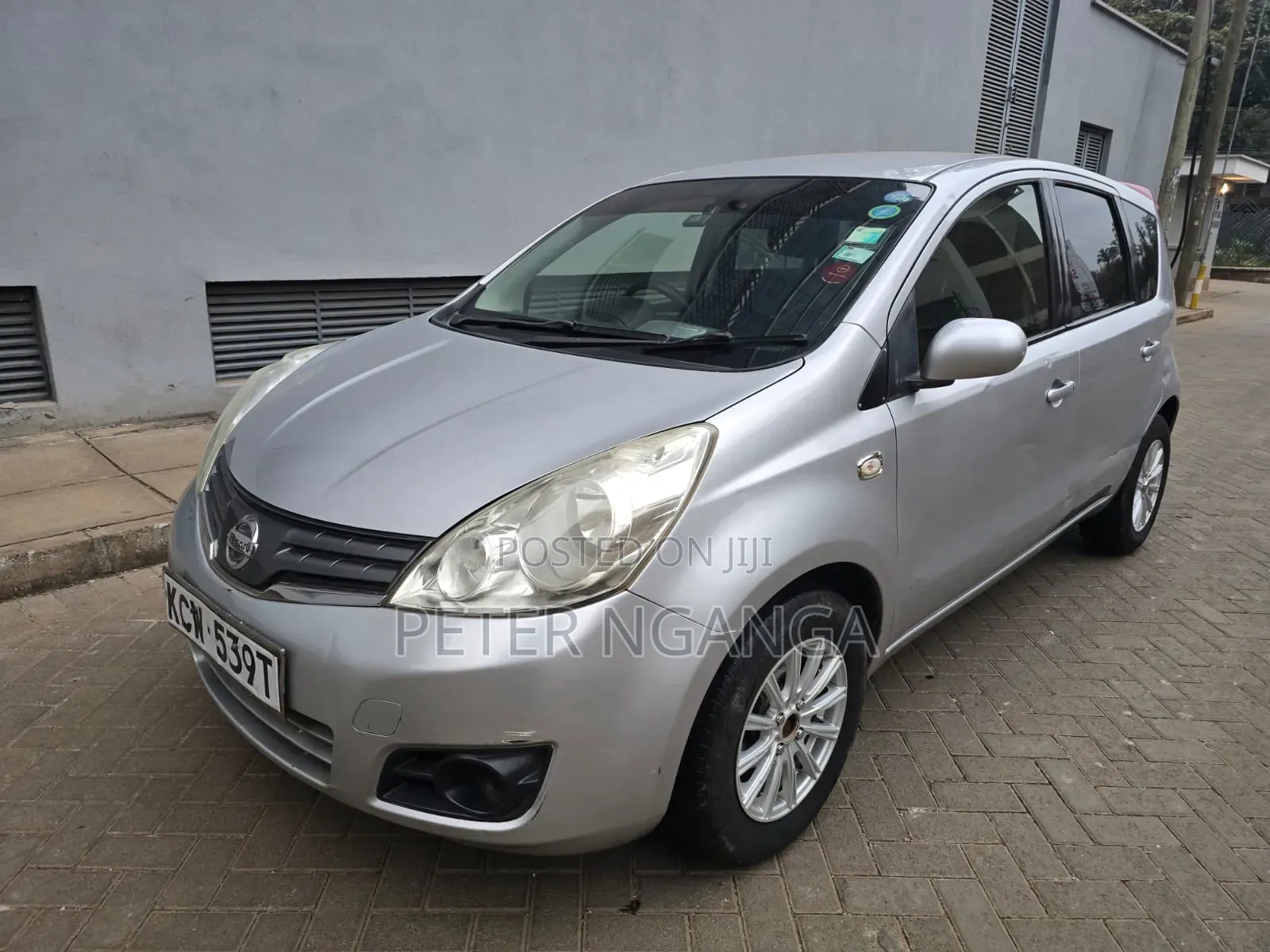 Nissan Note 2012 Silver
