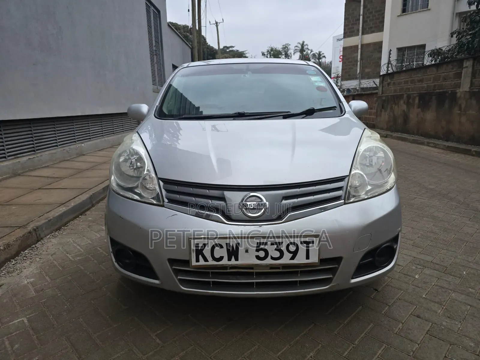 Nissan Note 2012 Silver