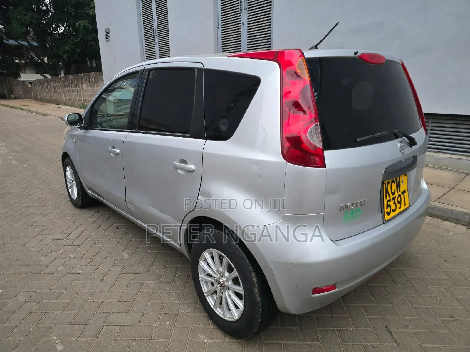 Nissan Note 2012 Silver