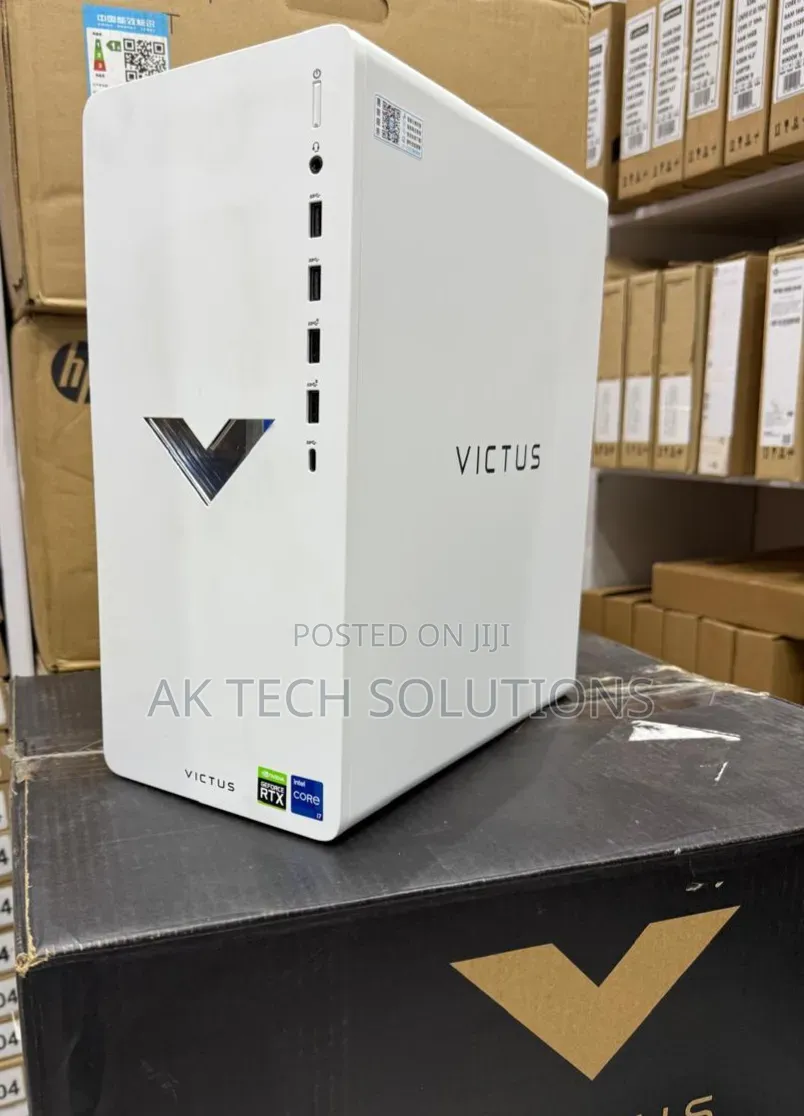 New Desktop Computer HP Victus 15L 16GB Intel Core i7 SSD 512GB