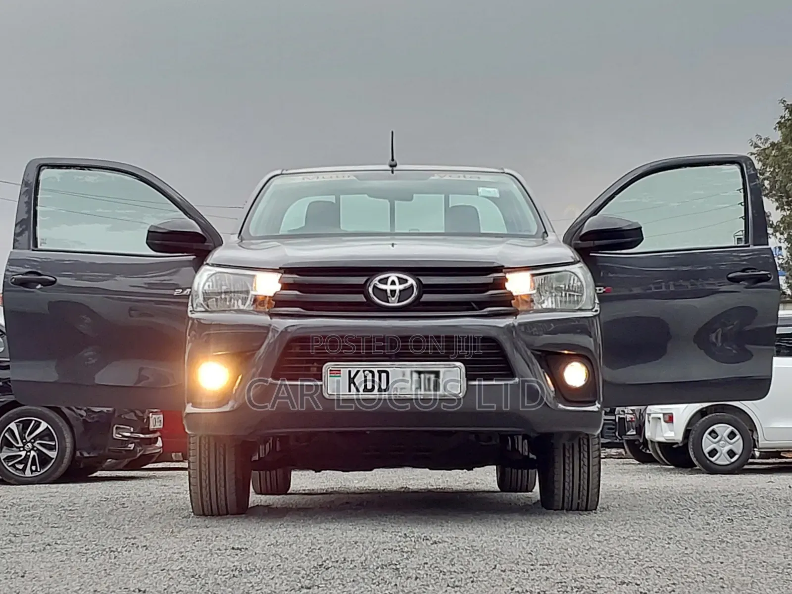 Toyota Hilux 2021 Gray