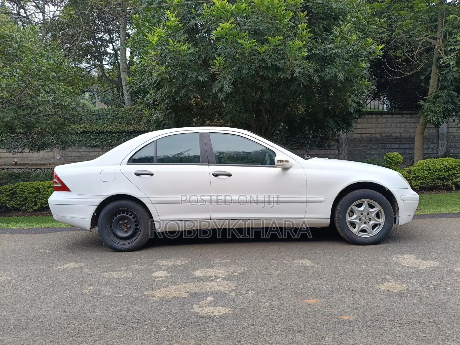 Mercedes-Benz C200 2004 White