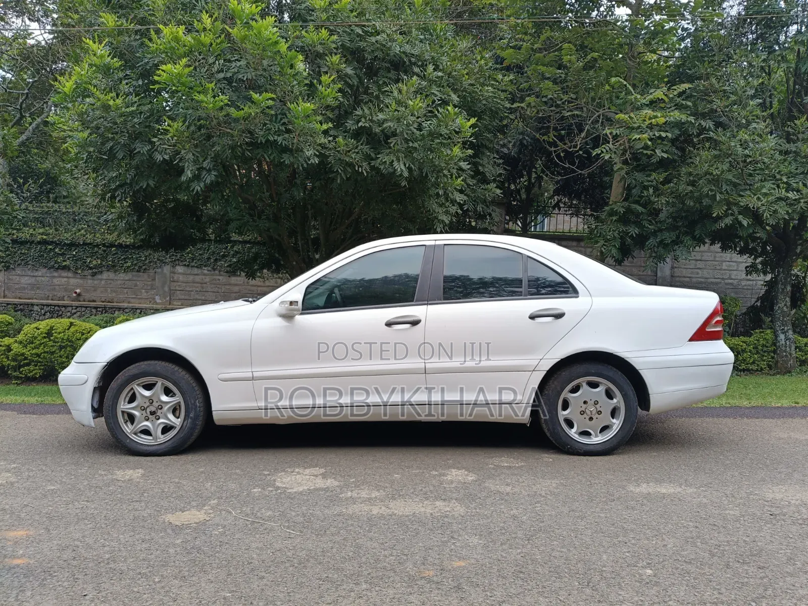 Mercedes-Benz C200 2004 White