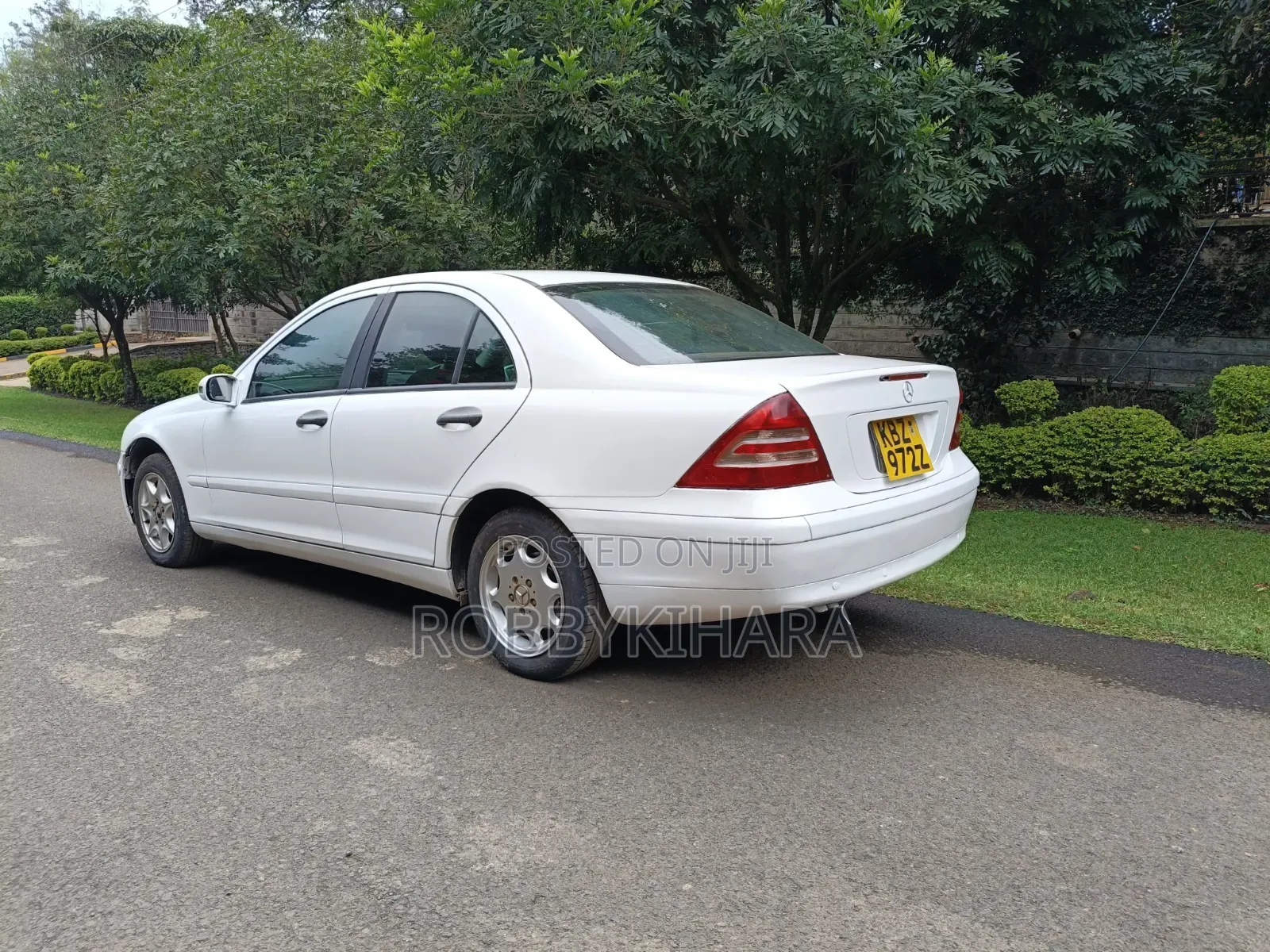 Mercedes-Benz C200 2004 White