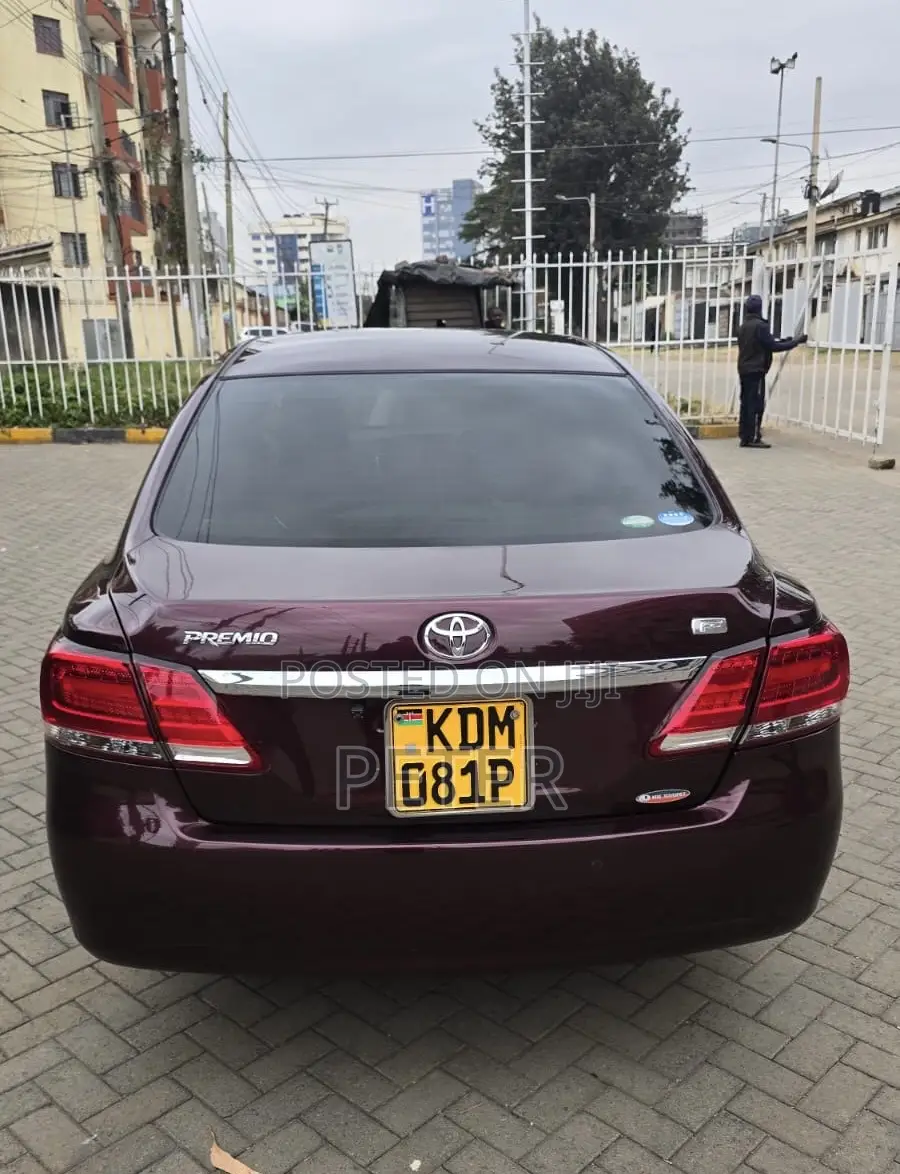 Toyota Premio 2016 Maroon