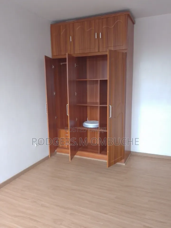 2bdrm Apartment in Valley Arcade for rent
