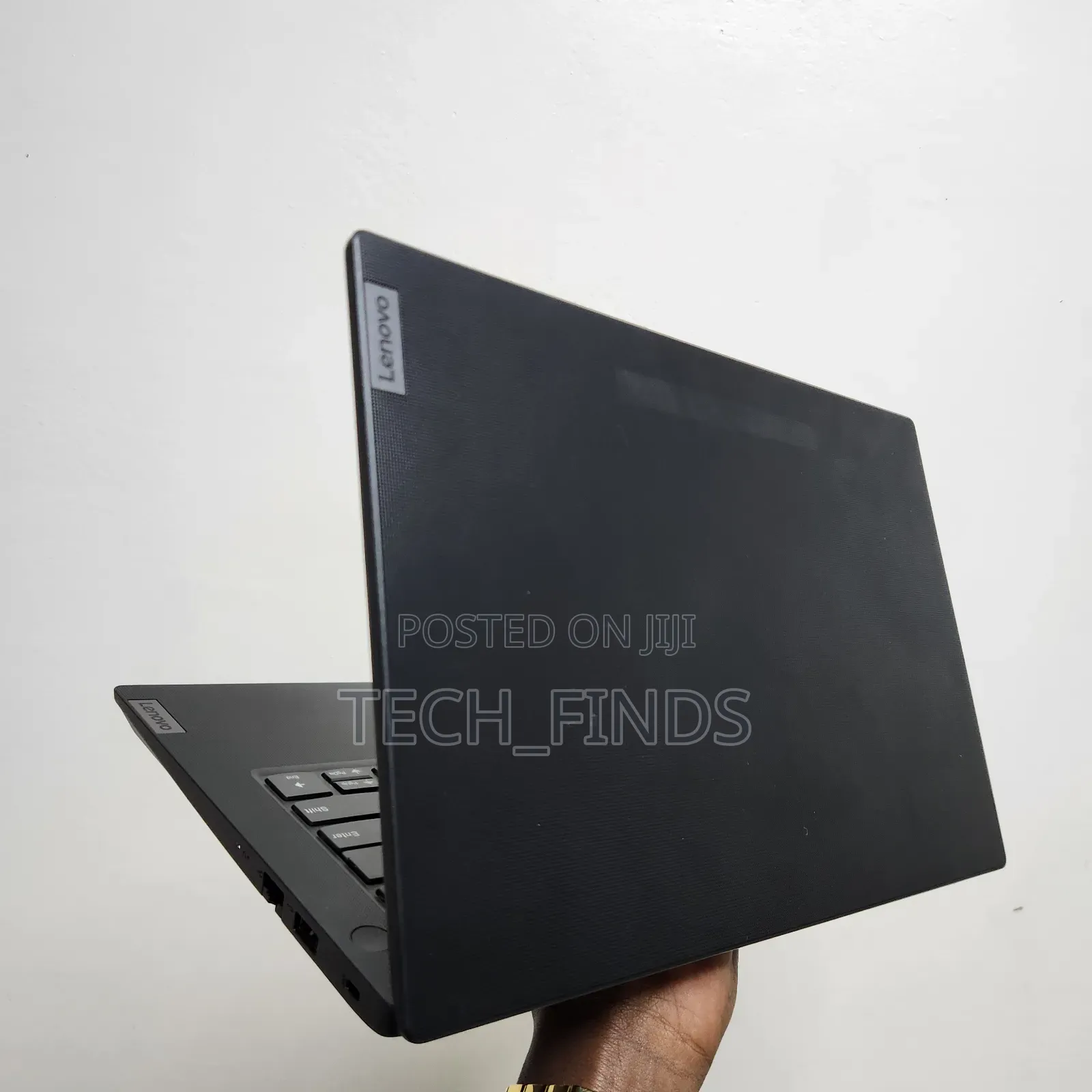 Laptop Lenovo V14 G3 IAP 40GB Intel Core i7 SSD 1T