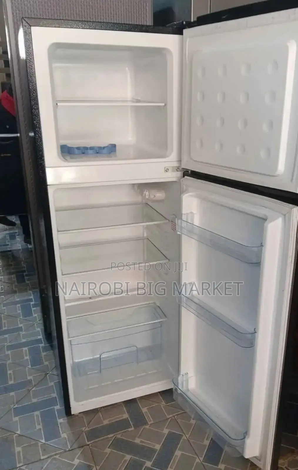 Von 138 L Fridge With Large Fruit Box