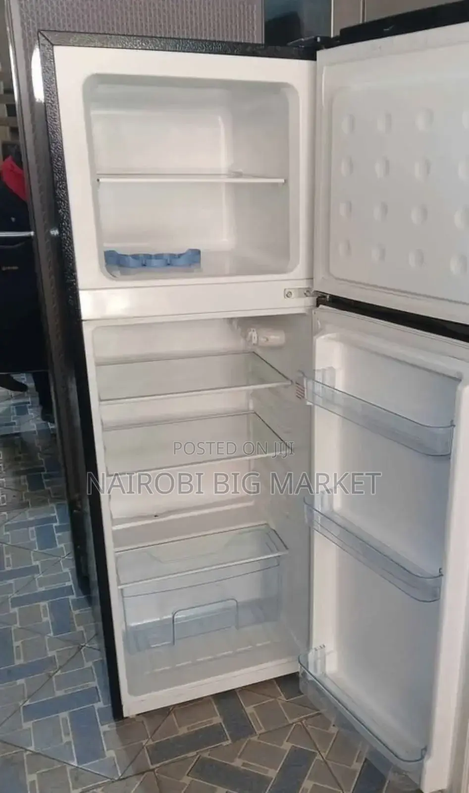 Von 138 L Fridge With Large Fruit Box