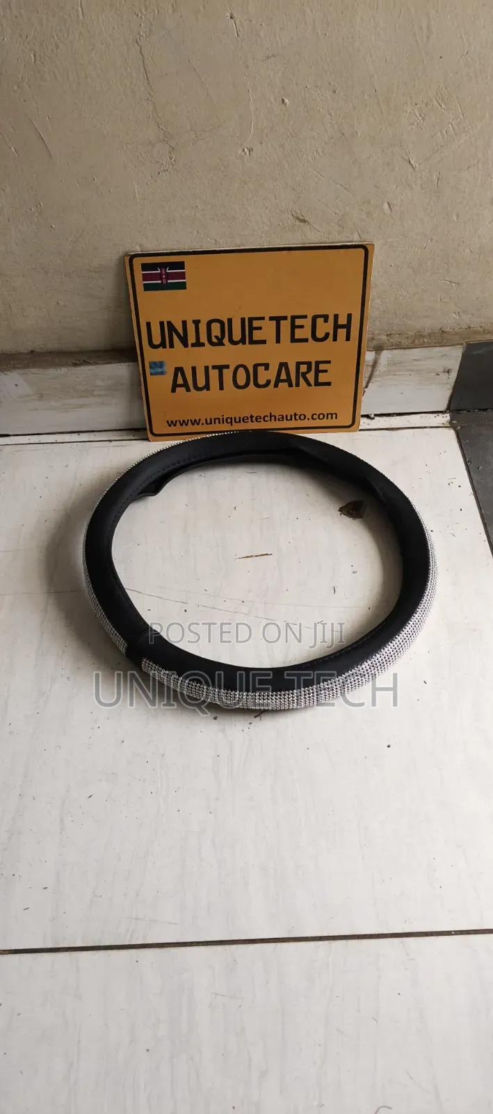 Universal Glitter Steering Wheel Cover