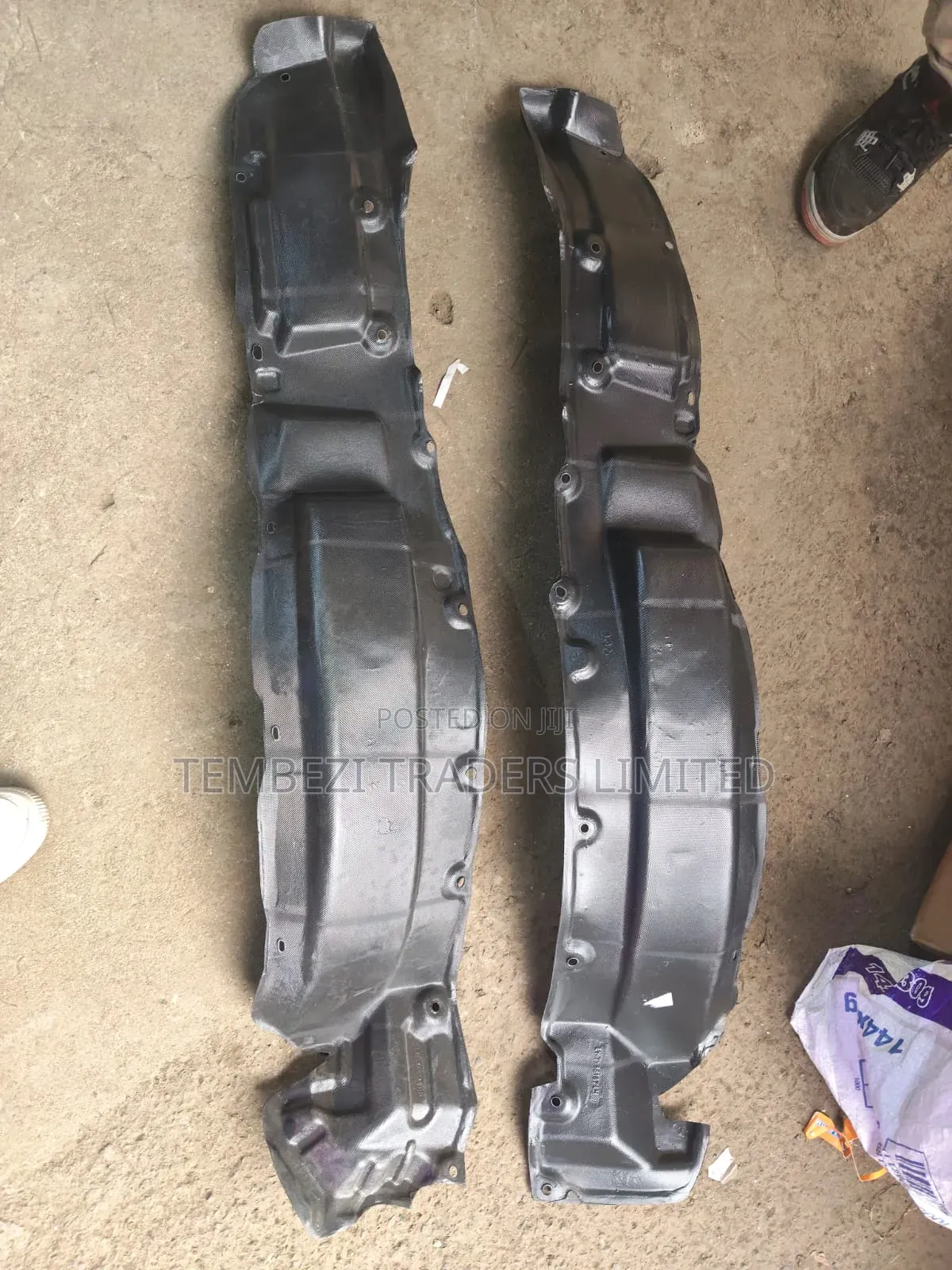 Toyota Land Cruiser 100 Series Inner Fender Stone Guard