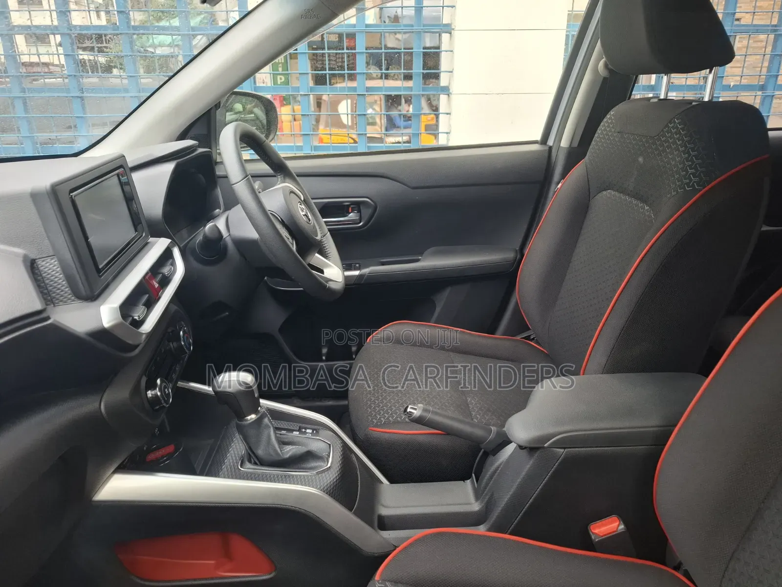 Toyota Raize 2019 Silver