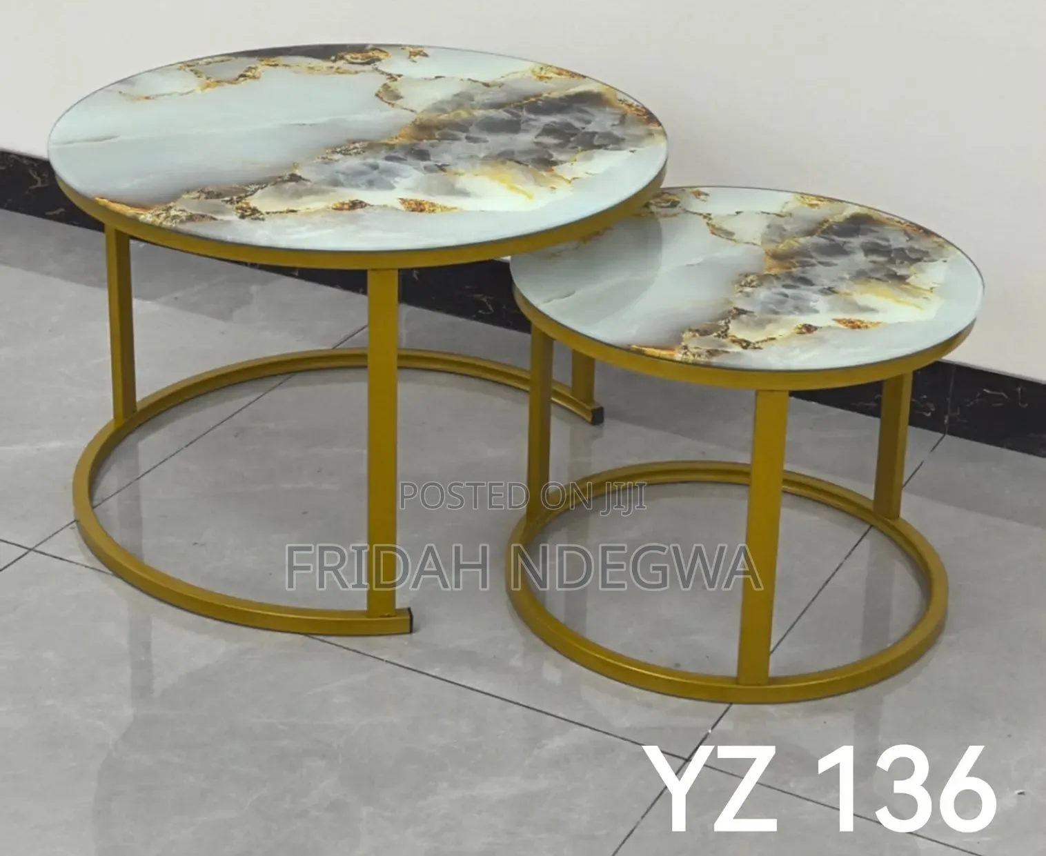 Nesting Coffee Table (Glass Effect)