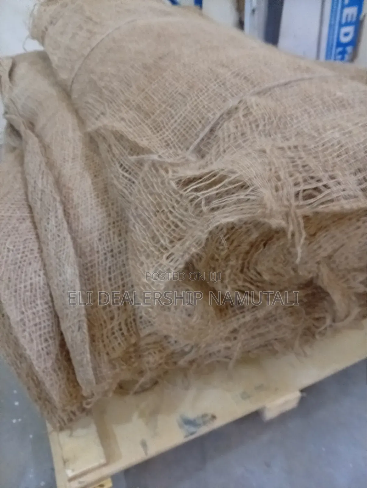 Buy Premium Hessian Cloth Online – Strong Natural Jute Fabric