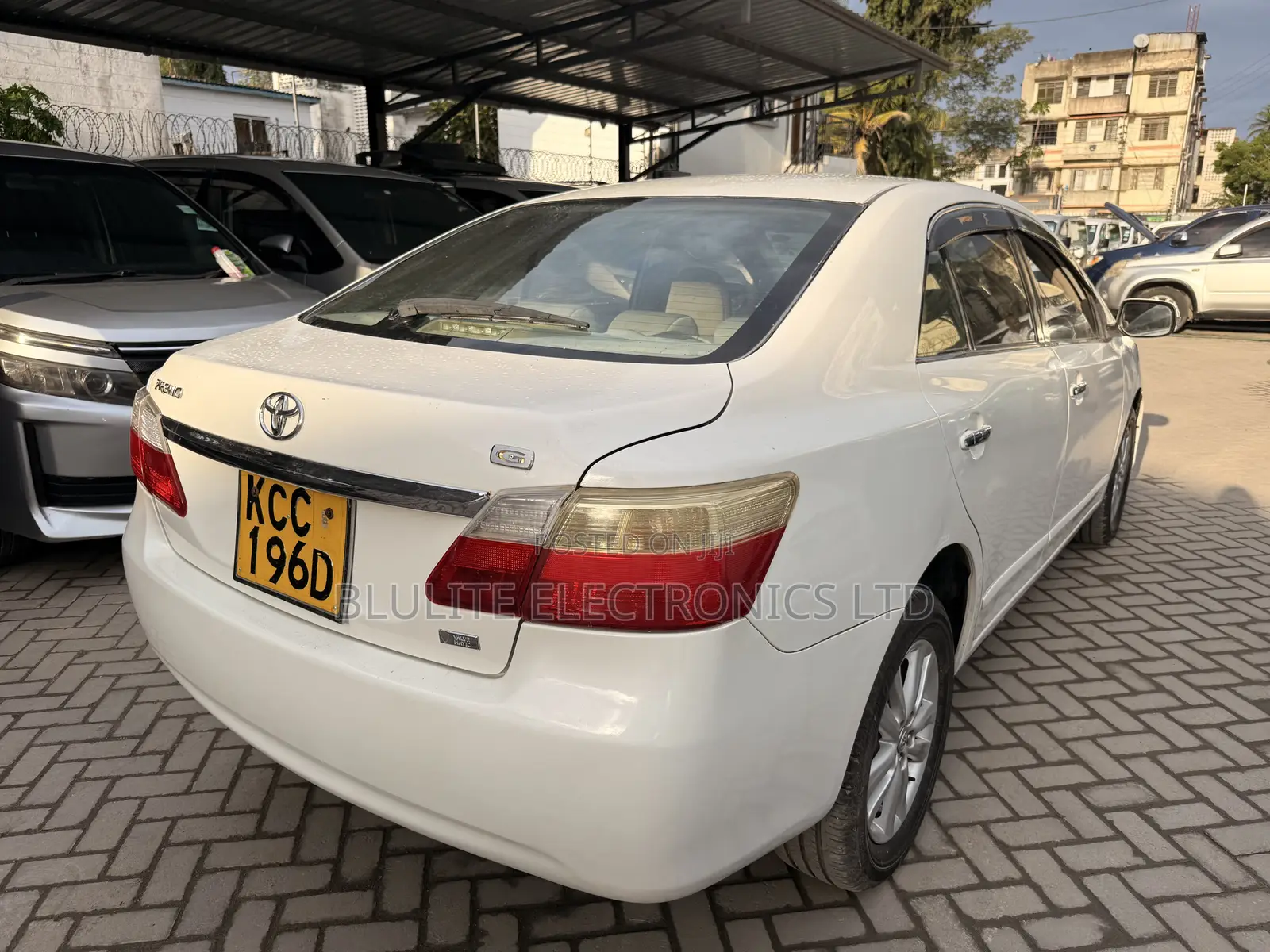 Toyota Premio 2009 White