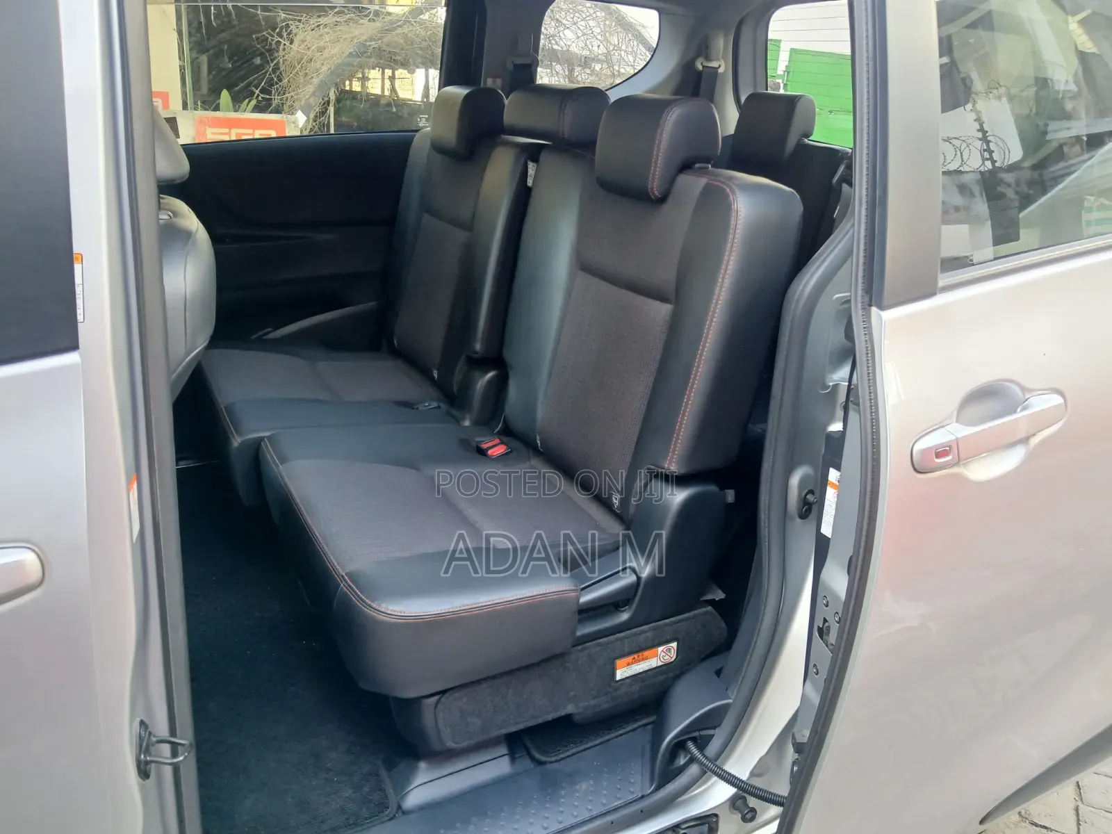 Toyota Sienta 2020 Silver