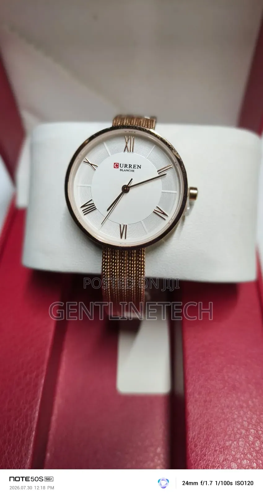 Curren 9020L Elegant Ladies Wristwatch