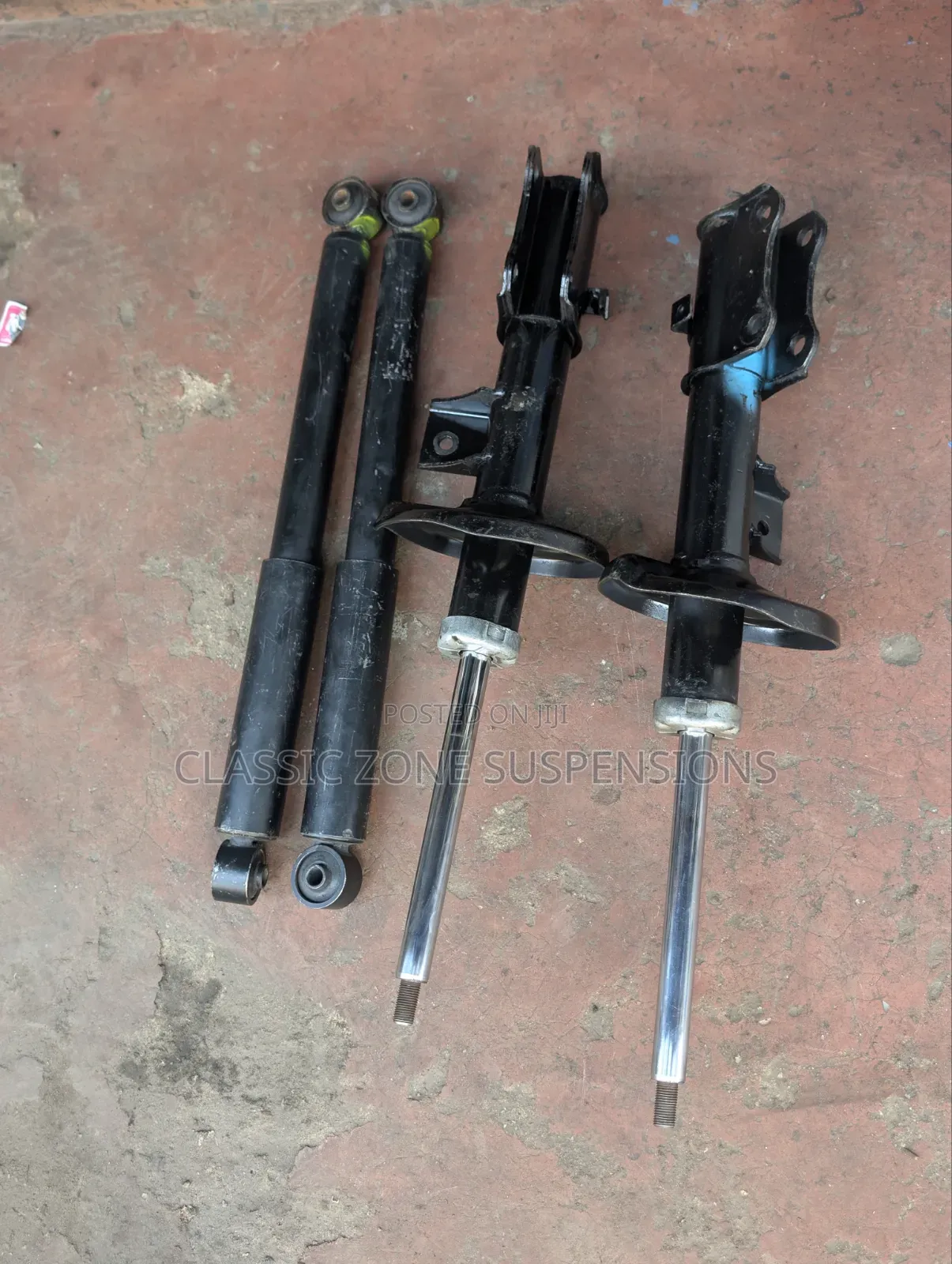 Suzuki Escudo Shock Absorbers.
