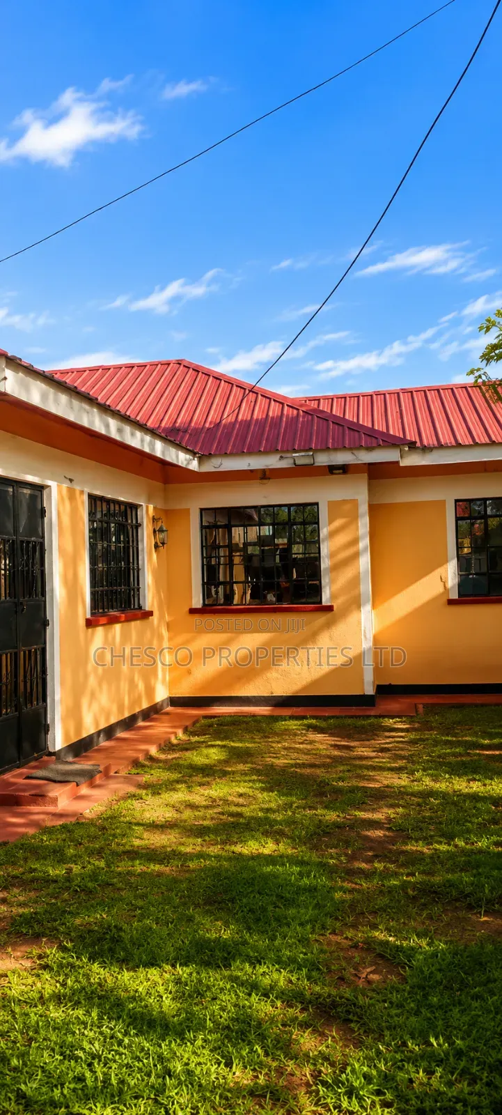 4bdrm Bungalow in M Big, Kanduyi for sale