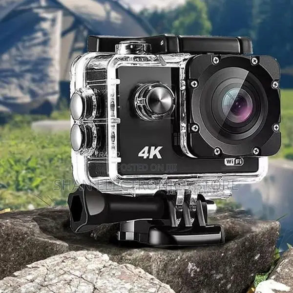 170° Wide-Angle Lens Professional-Quality 2.0-Inch LCD Screen 30fps