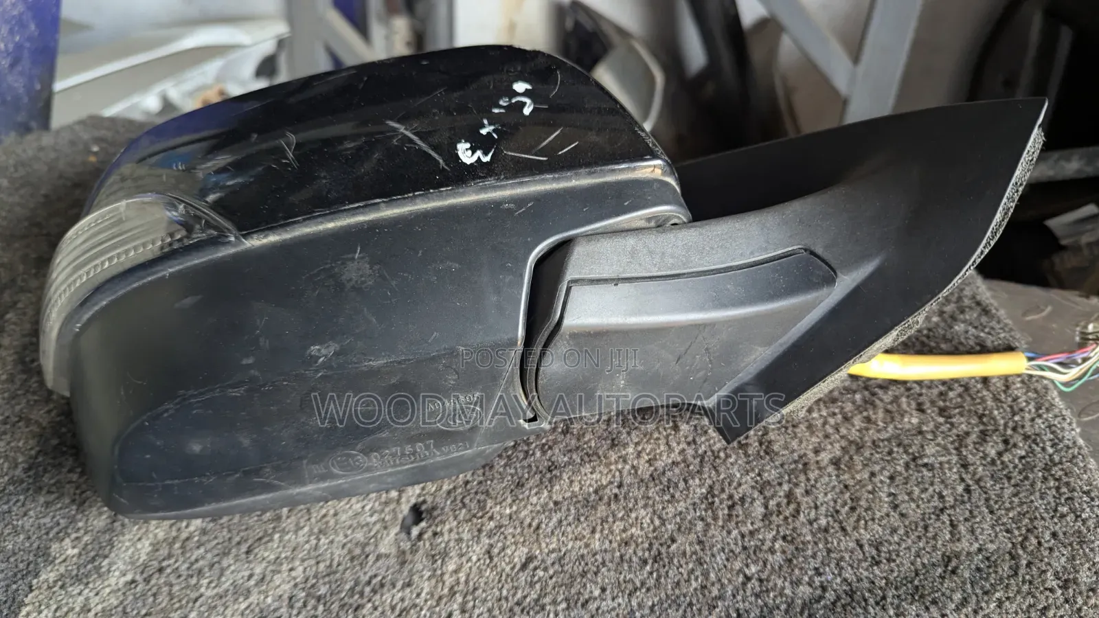Subaru Exiga Sidemirror