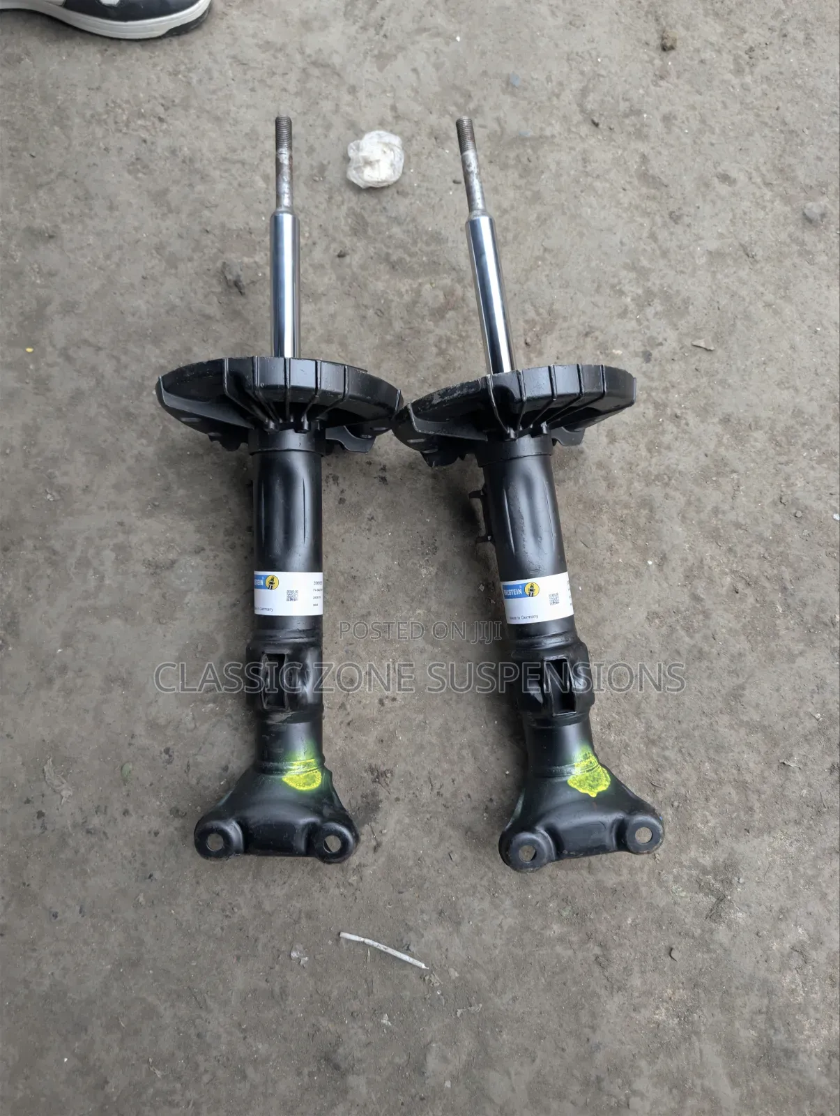 Mercedes Benz W203 Shock Absorbers.