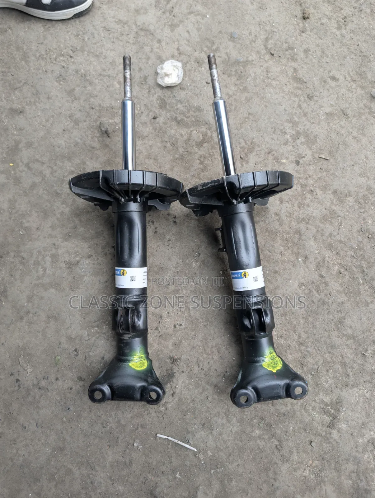 Mercedes Benz W203 Shock Absorbers.