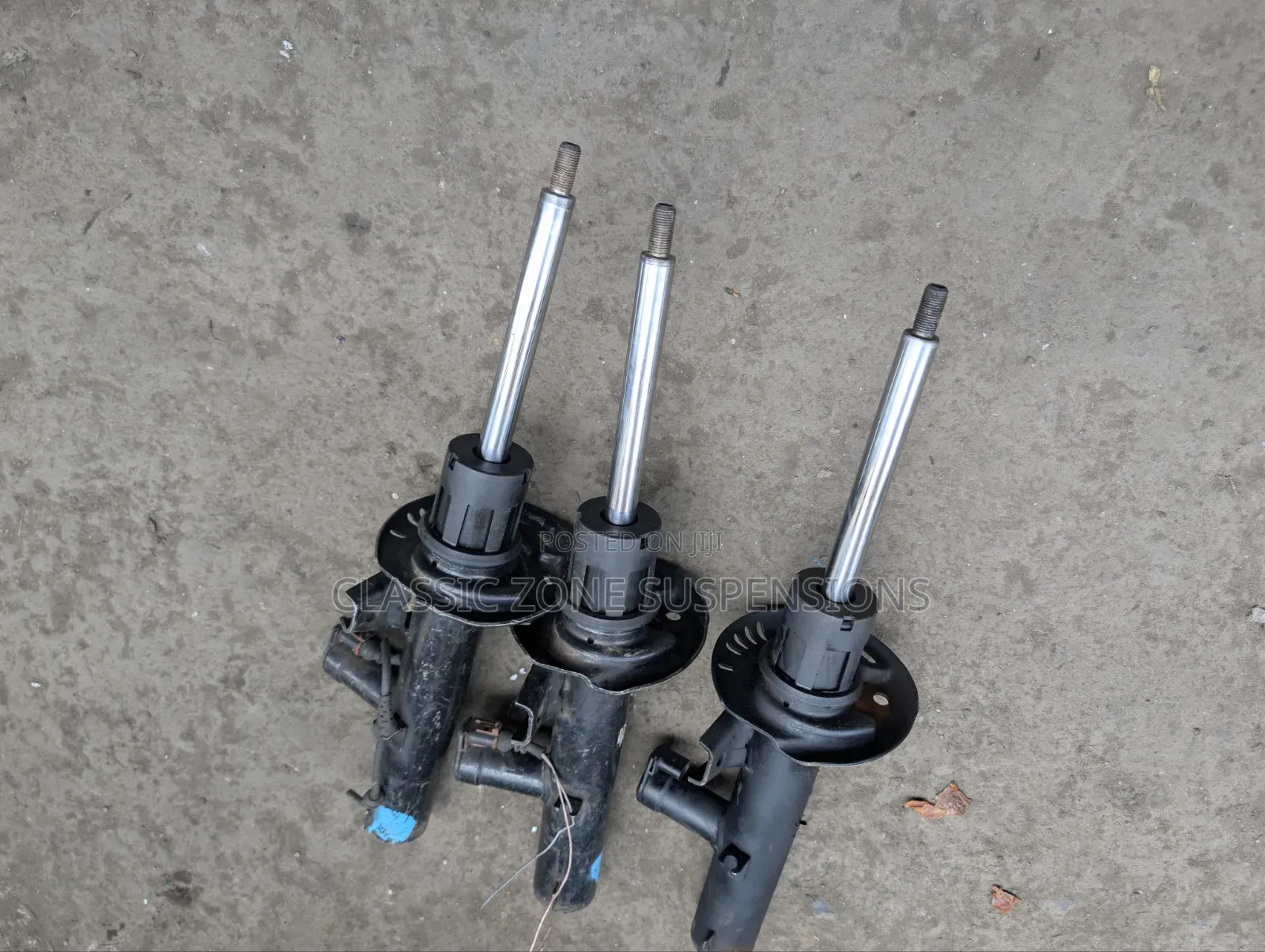 Volkswagen Golf Electric Shock Absorbers.